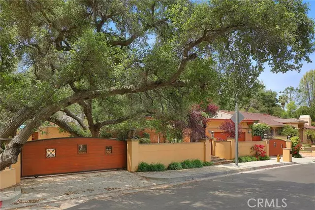 Tarzana, CA 91356,3951 Vanalden