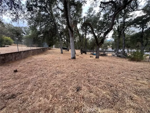 Clearlake, CA 95422,15530 31st AVE