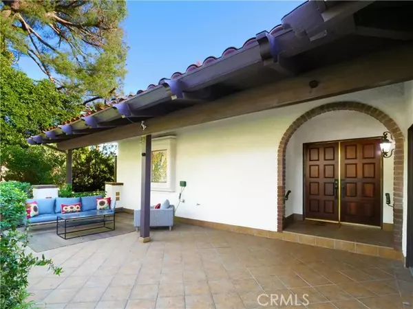 Rancho Palos Verdes, CA 90275,6432 Bramante PLZ