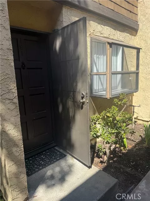 Lakewood, CA 90715,12750 Centralia 191