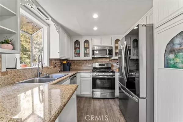 Canyon Country, CA 91351,26966 Flo LN 317