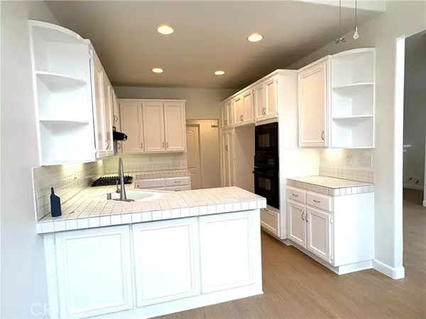 Mission Viejo, CA 92692,21472 21472 Bastia