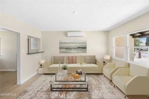 Palmdale, CA 93550,203 E Avenue P4