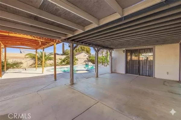 Lancaster, CA 93535,2527 Garnet LN