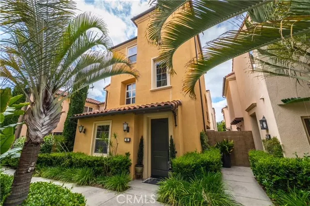 81 Strawberry, Irvine, CA 92620