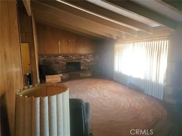 22350 Ramona, Apple Valley, CA 92307