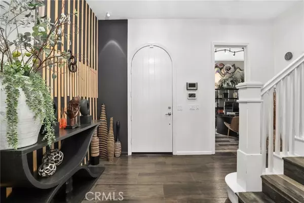 Saugus, CA 91350,27636 Camellia DR