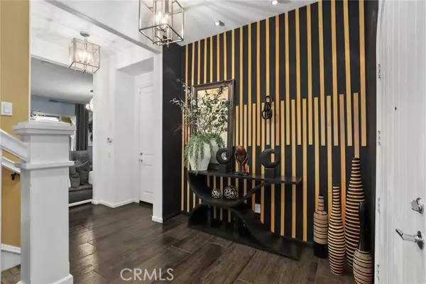 Saugus, CA 91350,27636 Camellia DR