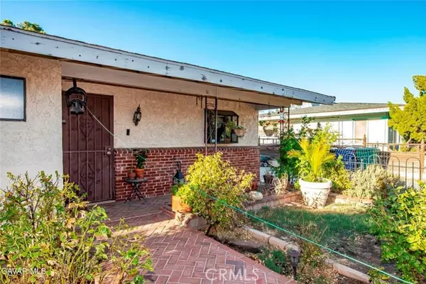 Palmdale, CA 93551,1617 1617 Elizabeth LK