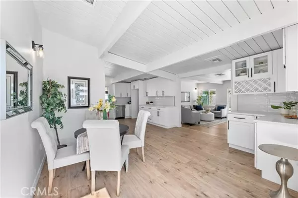 Panorama City, CA 91402,8600 Colbath ST