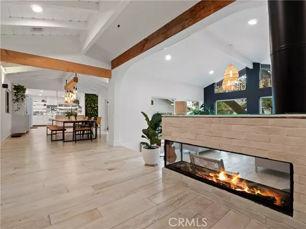 Newhall, CA 91321,21157 Placeritos Blvd