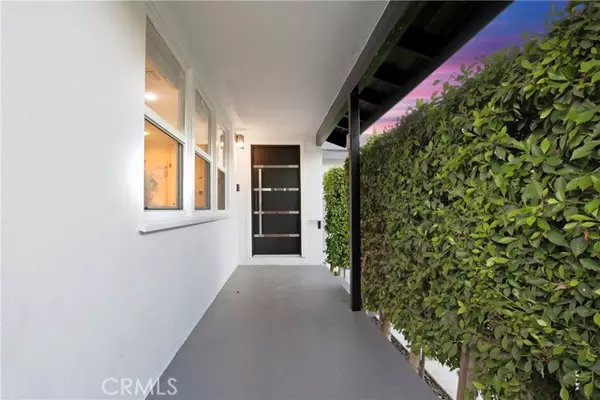 Downey, CA 90241,11619 Haro AVE
