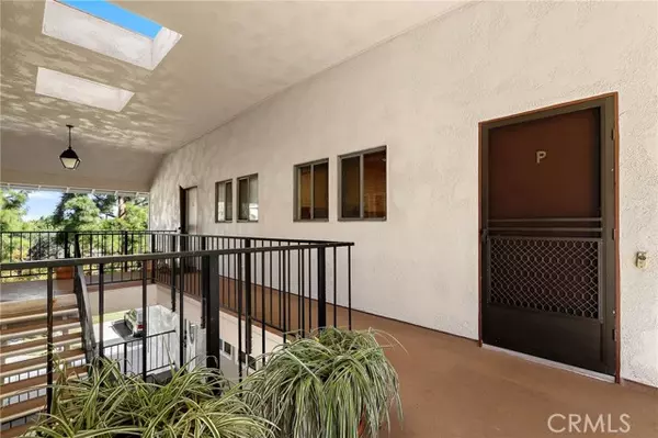 Laguna Woods, CA 92637,2285 Via Puerta P