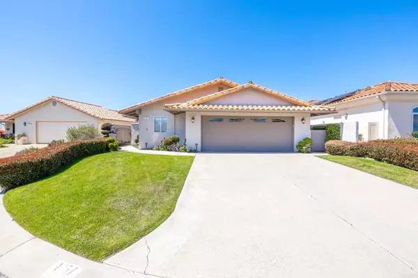 1057 RIDGE HTS, Fallbrook, CA 92028