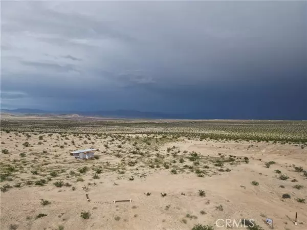 Twentynine Palms, CA 92277,75800 Buena VIS