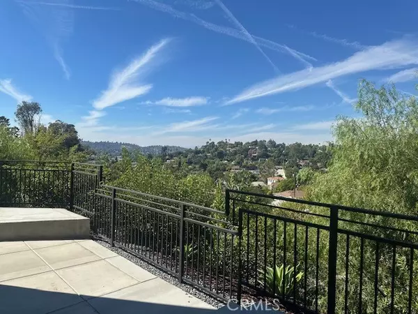 Los Angeles, CA 90042,939 Staley LN