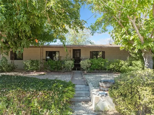 19976 Cornelian, Apple Valley, CA 92308