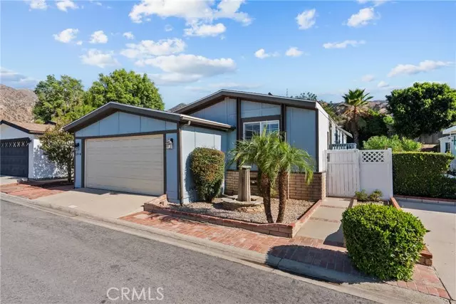 15455 Glenoaks BLD 299, Sylmar, CA 91342