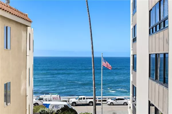 La Jolla, CA 92037,909 Coast BLD 8