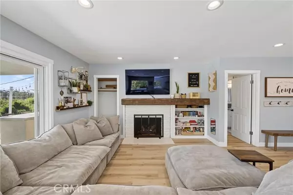 Redlands, CA 92373,608 Via Vista DR