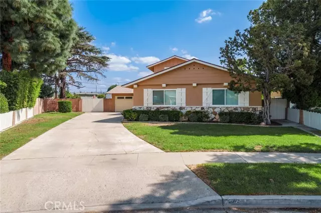 1431 Mauna Loa, Tustin, CA 92780