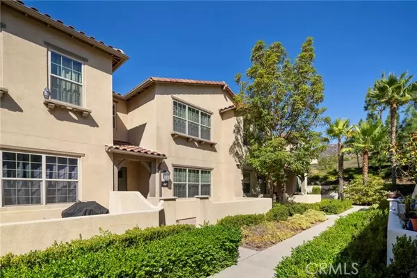 869 E Mountain WAY D, Azusa, CA 91702