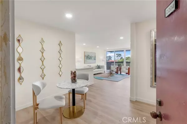 6542 Ocean Crest DR D204, Rancho Palos Verdes, CA 90275