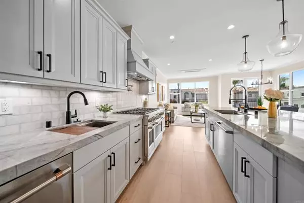 Oceanside, CA 92054,812 N Cleveland ST 3