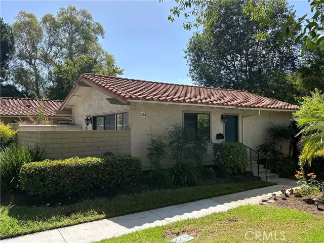 Laguna Woods, CA 92637,3054 A Via Serena S