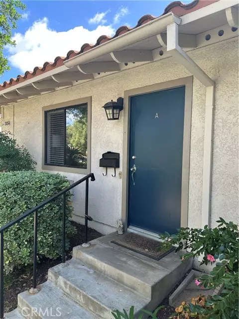 Laguna Woods, CA 92637,3054 A Via Serena S
