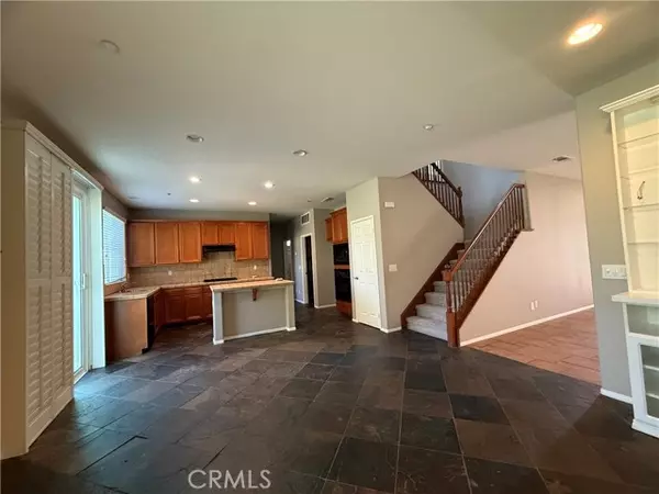 Fontana, CA 92336,16448 Los Coyotes ST