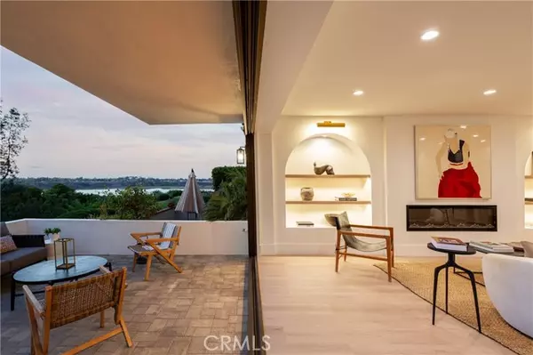 412 Vista Grande, Newport Beach, CA 92660
