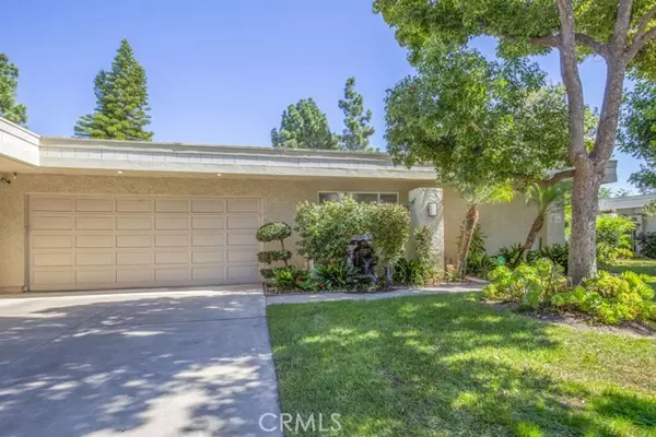 Laguna Woods, CA 92637,5582 Via Dicha B