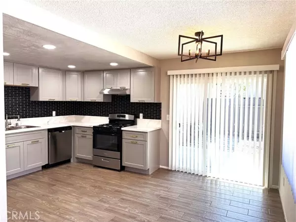 Huntington Beach, CA 92649,16661 Blanton LN