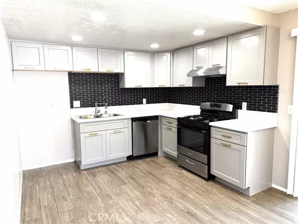 Huntington Beach, CA 92649,16661 Blanton LN
