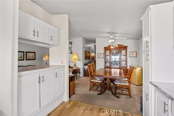 Bloomington, CA 92316,10701 Cedar 112