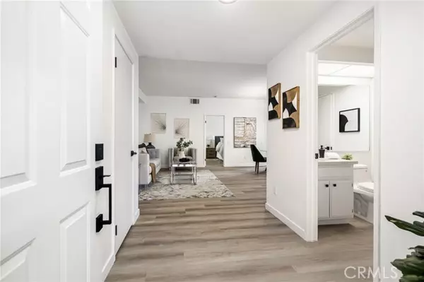 Palm Springs, CA 92262,255 S Avenida Caballeros 106