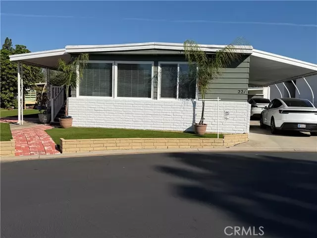 24001 Muirlands BLD 221, Lake Forest, CA 92630