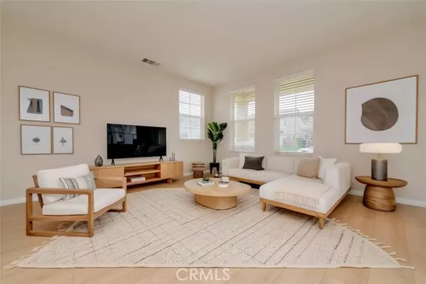 Corona, CA 92883,11060 11060 Sweetgum