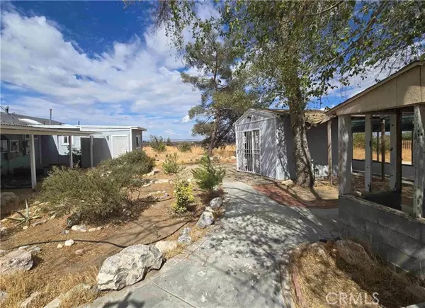 Phelan, CA 92371,11221 Valle VIS