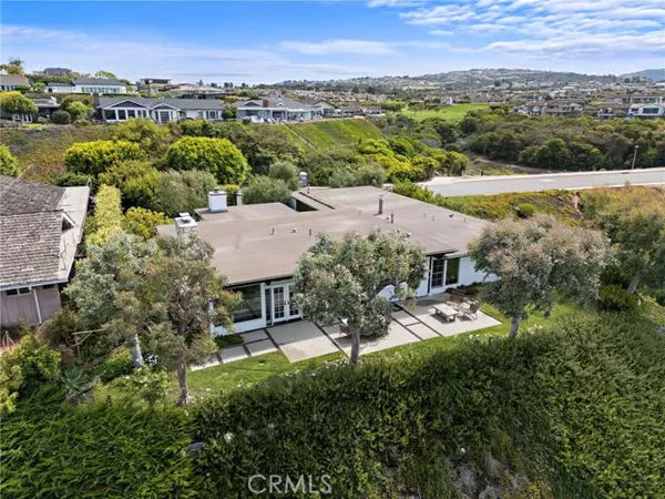 Corona Del Mar, CA 92625,3007 Harbor View DR