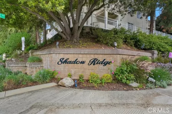 5805 Oak Bend 302, Oak Park, CA 91377