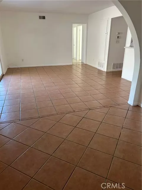 San Bernardino, CA 92407,386 Sequoia St