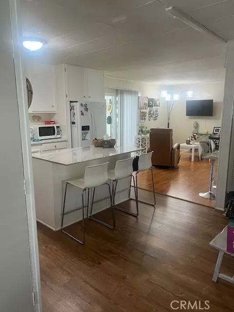 Chatsworth, CA 91311,21001 Plummer ST 106