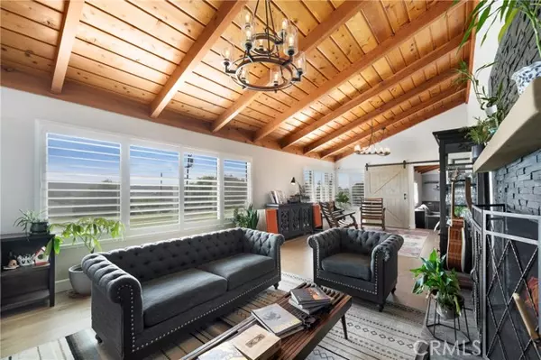 Oceanside, CA 92054,1864 Laurel RD