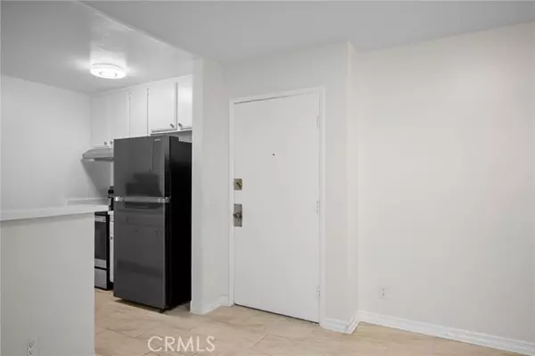 Van Nuys, CA 91406,15425 Sherman 107A