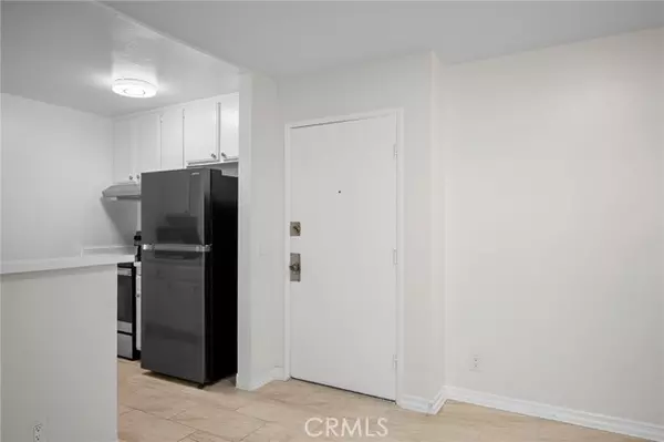 Van Nuys, CA 91406,15425 Sherman 107A