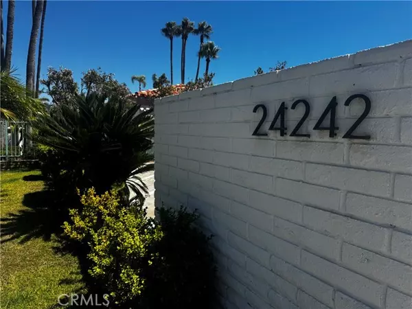 Dana Point, CA 92629,24242 Santa Clara Avenue 31