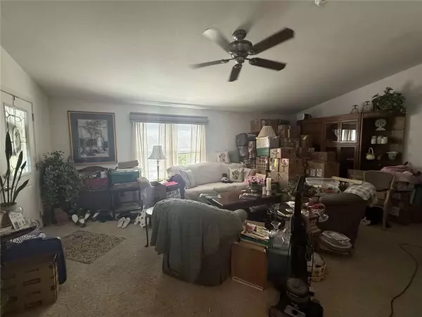 Canoga Park, CA 91304,8811 Canoga AVE 543