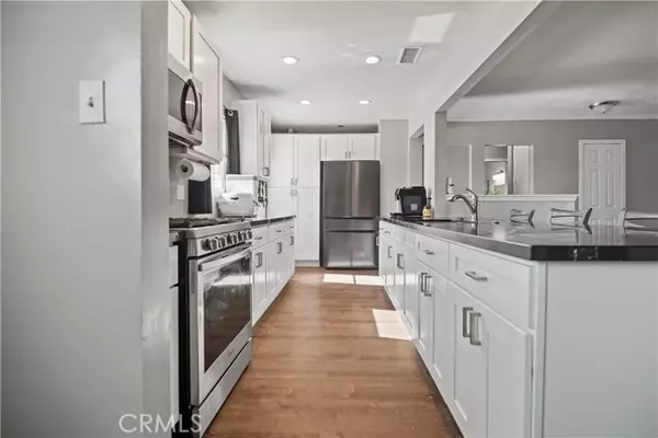 San Bernardino, CA 92404,1555 toluca dr